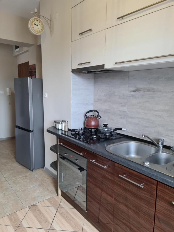 Yakuzza Apartment